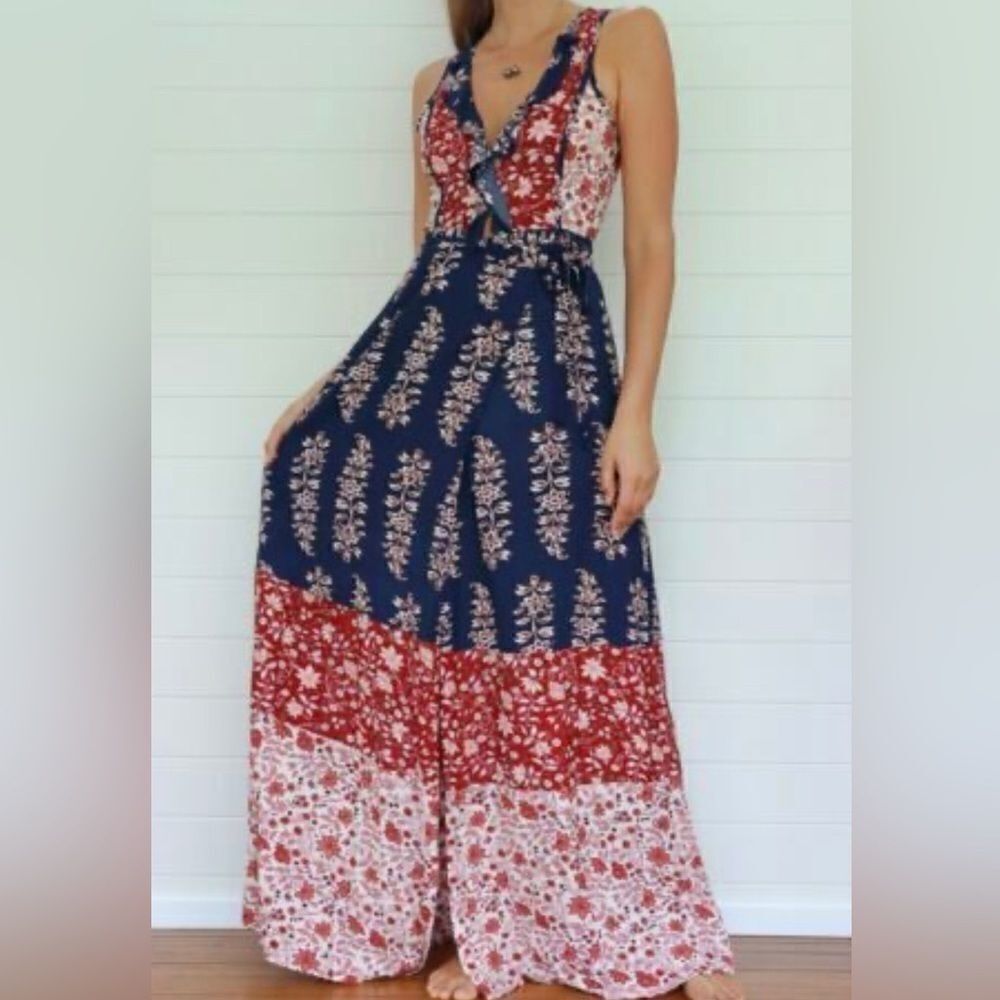 Tigerlily HAVELI MAXI DRESS
Vintage wrap with button bodice sz 8 💜❤️🩷